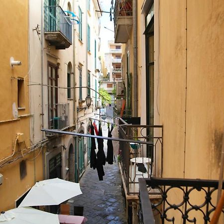 La Grotta Apartment Salerno Exterior photo