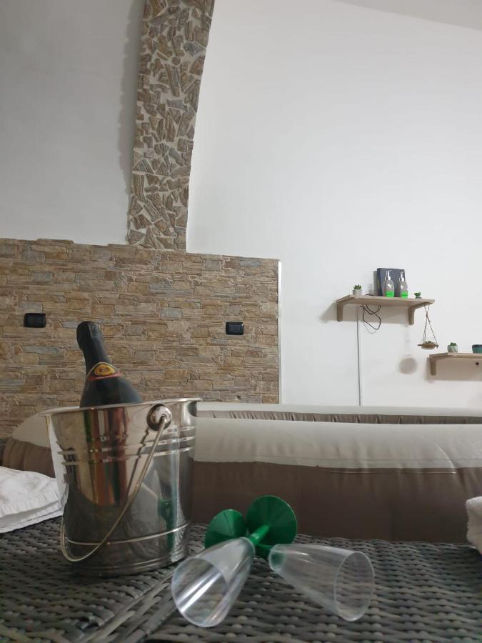 La Grotta Apartment Salerno Exterior photo